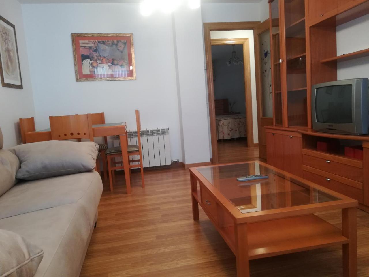 Apartamento "Paseo Del Sauco" Ezcaray Buitenkant foto